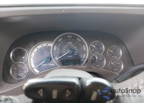 2002 Cadillac Escalade Standard z USA, uszkodzony, nr VIN 1GYEK63N02R319269